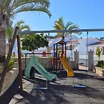 公寓 Malibu Park With Ocean View 阿德耶