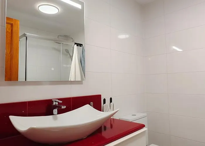 Апартаменти Malibu Park With Ocean View